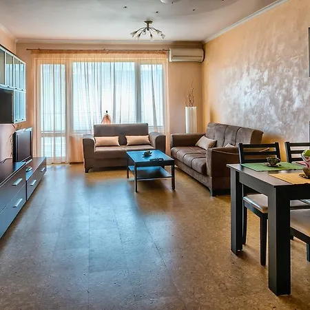 Relax Lazur Burgas